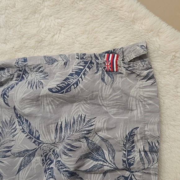 Quicksilver Women's Shirt - Picture 2 of 11